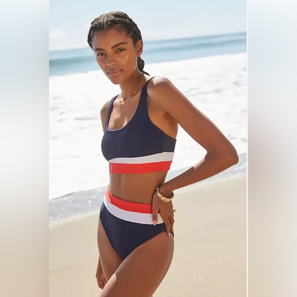 Beach riot Heidi Bikini Size small